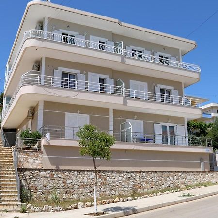 Isabela Apartments Саранда Экстерьер фото