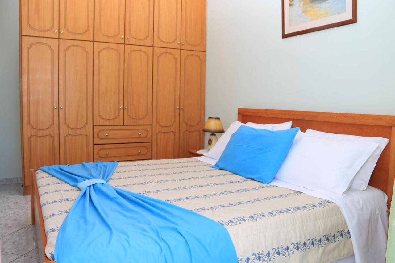 Isabela Apartments Саранда Экстерьер фото