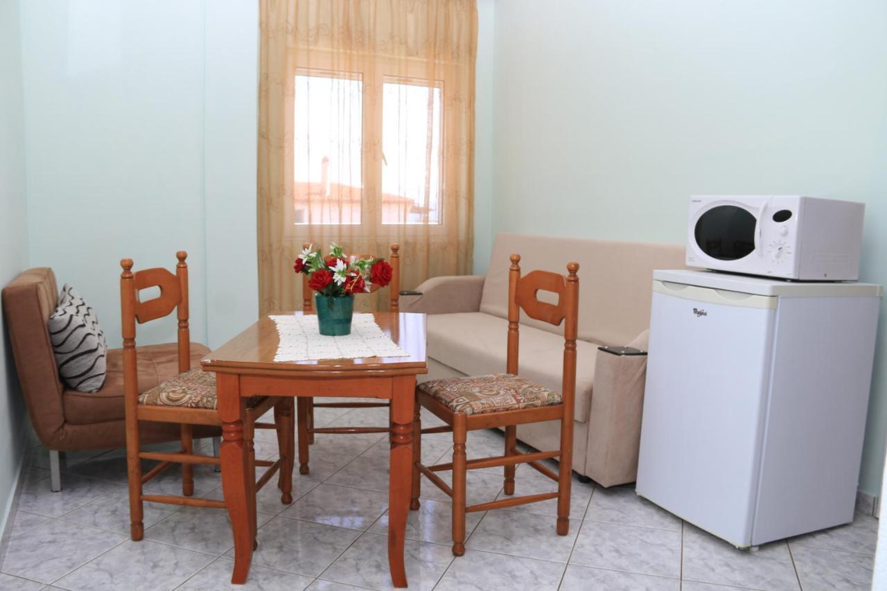 Isabela Apartments Саранда Экстерьер фото