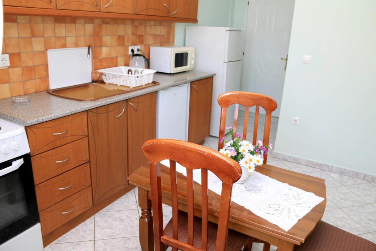 Isabela Apartments Саранда Экстерьер фото