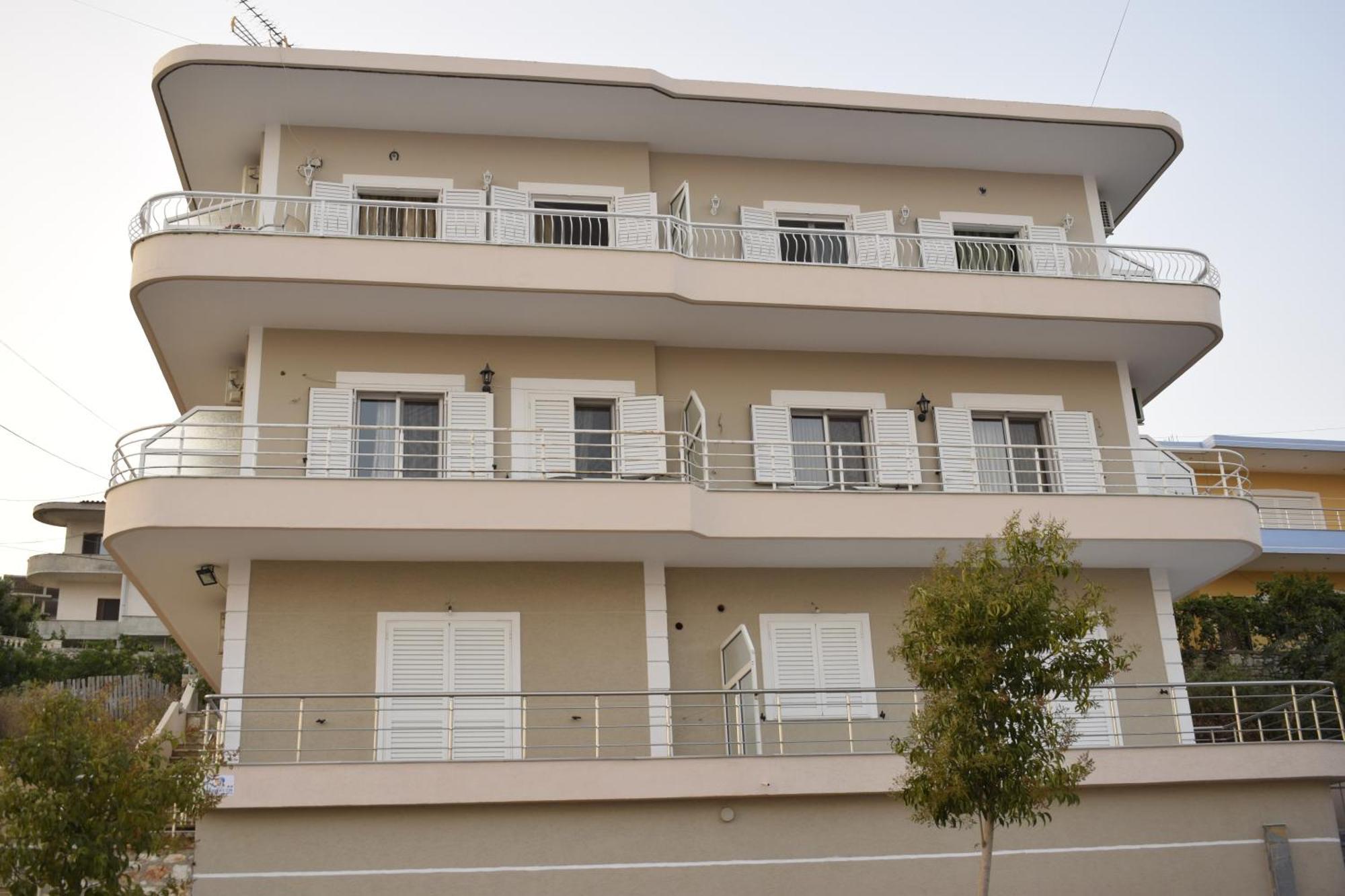 Isabela Apartments Саранда Экстерьер фото