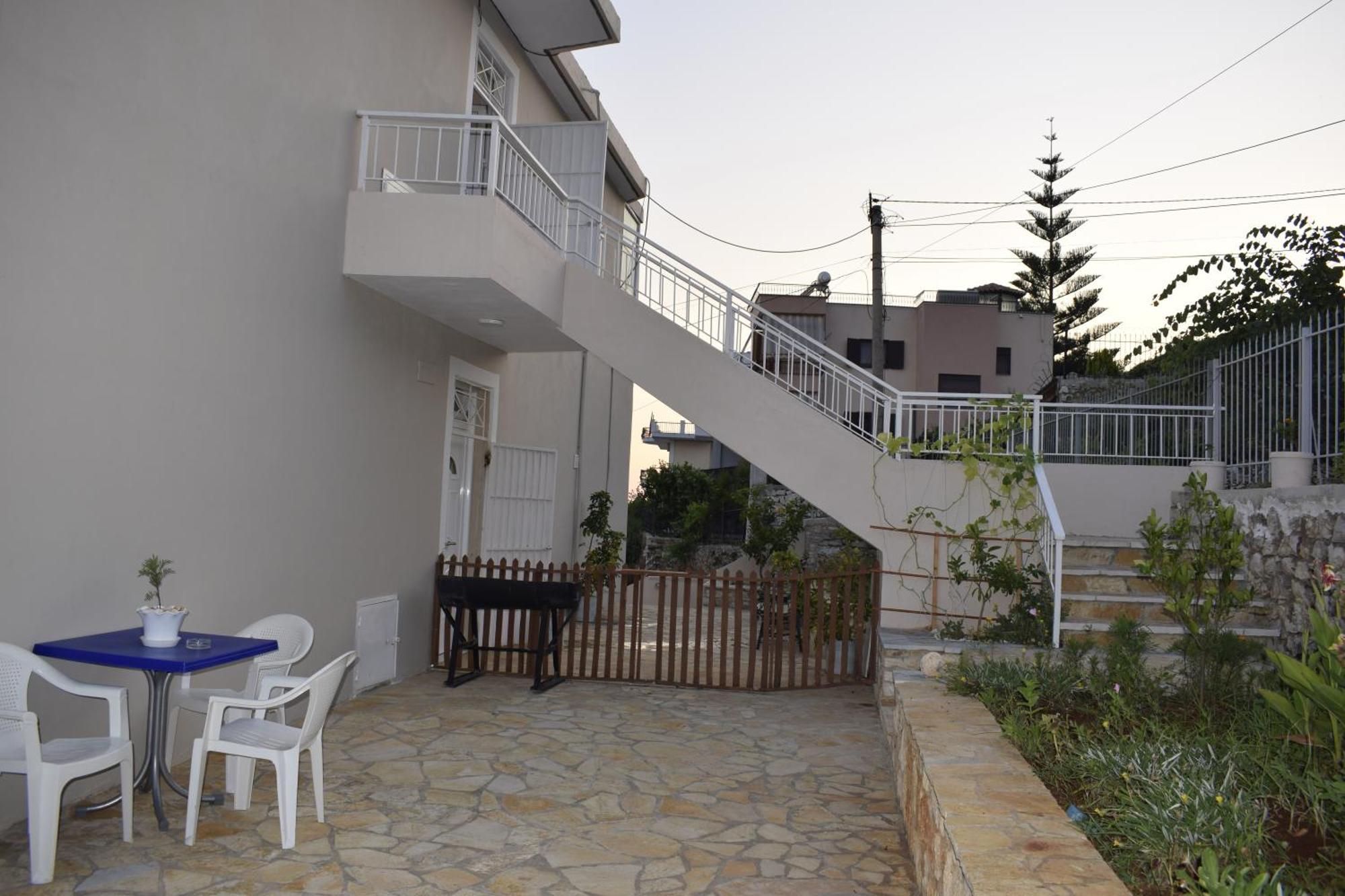 Isabela Apartments Саранда Экстерьер фото