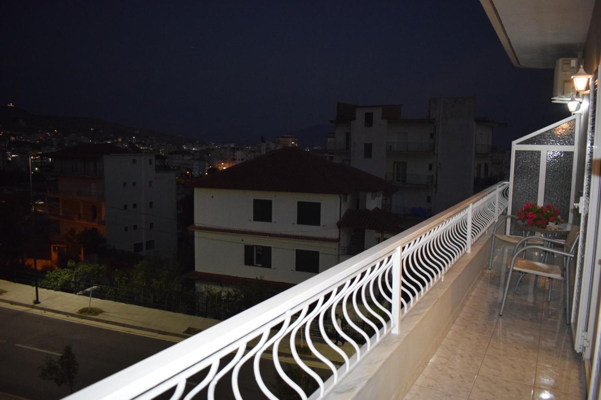 Isabela Apartments Саранда Экстерьер фото