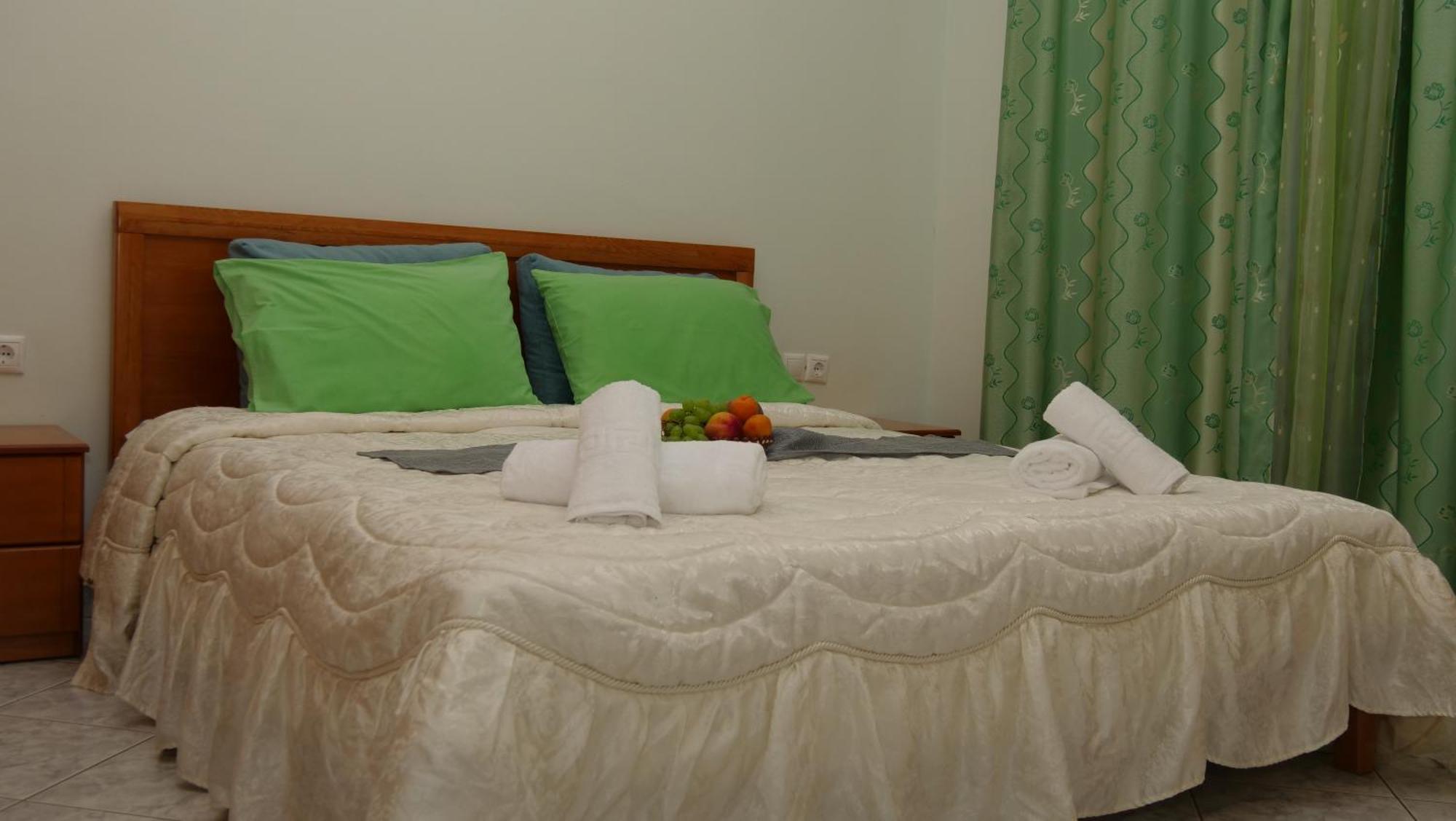 Isabela Apartments Саранда Экстерьер фото